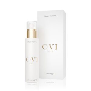 Oczyszczający żel do twarzy Collagen Supreme działa na kilku poziomach: oczyszcza, wspomaga procesy naprawcze, łagodzi podrażnienia, chroni naturalną barierę skóry. Przygotowuje skórę do kolejnych etapów pielęgnacji.